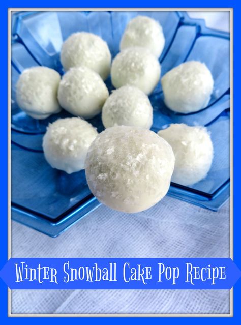 Winter Snowball Cake Pop Recipe - fun Holiday Party Food idea! SO easy to make - even kids can bake these with their family! Add some edible glitter and this simple recipe is food heaven for desserts! Snowball Cake Recipe, Snowball Cake, Holiday Party Food, Perfect Cake Pops, Snowballs Recipe, White Cake Pops, Slab Cake, Winter Wonderland Cake, Cake Ball Recipes