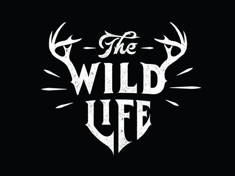 i like the shape and the incorporation of the deer horns. Inspiration Typographie, Design Dragon, Creative Lettering, Hand Type, Grid Design, Typography Letters, Design Typography, Typography Quotes, Typography Inspiration