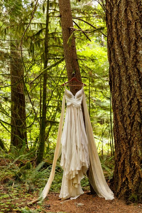 Stormy Forest Elopement at Mount Rainier National Park - clarissawyldephotography.com Forest Dress Wedding, Wedding In The Woods Dress, Forks Washington Wedding, National Park Wedding Dress, Bohemian Forest Wedding, Summer Elopement Ideas, Forest Elopement Dress, Redwood National Park Wedding, Elopement In The Woods