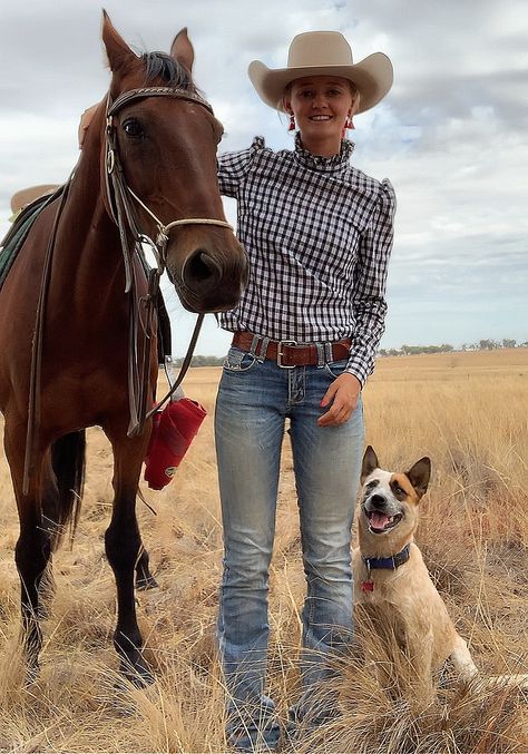 Australian Rodeo Outfit, Fancy Western Outfits, Cattle Station, Country Fits, Country Bumpkin, Rodeo Time, Cowgirl Pictures, Cowgirl Style Outfits, Fancy Fits