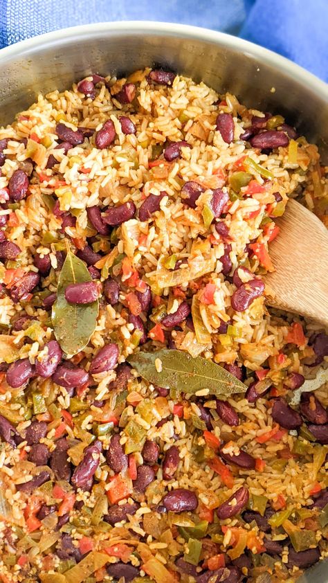 Vegetarian Dirty Rice Vegetarian Dirty Rice, Kidney Beans And Rice, Mustard Cabbage, Black Bean Patties, One Pot Vegetarian, Dirty Rice, Green Bean Salads, Cooked Rice, Red Kidney Bean