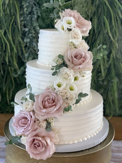 2 Tier Wedding Cake With Flowers, Dusty Rose Wedding Cake, Rustic Pink Wedding Cake, Dusty Pink Wedding Cake, Wedding Cakes Pink And Green, Wedding Cake Mauve, Mauve Wedding Cake, Wedding Cake Dusty Pink, Wedding Ideas Cake