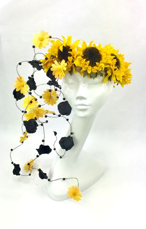 Sunflower Headdress, Henley Royal Regatta, Sunflower Hat, Occasion Hats, Daisy Bouquet, Ascot Hats, Yellow Daisies, Wedding Hats, Race Day