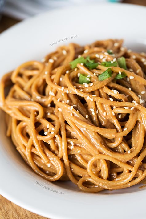 Cold Spicy Peanut Sesame Noodles- This would be good if you added some veggies.  Grated carrot, broccoli, red peppers Pb Noodles, Asian Noodle Recipes Peanut Sauce, Rice Noodle With Peanut Sauce, Soba Noodle Recipe Peanut Sauce, Peanut Butter Asian Noodles, Peanut Butter Sesame Noodles, Peanut Sauce Soba Noodles, Cold Peanut Noodles, Spiralized Cucumber