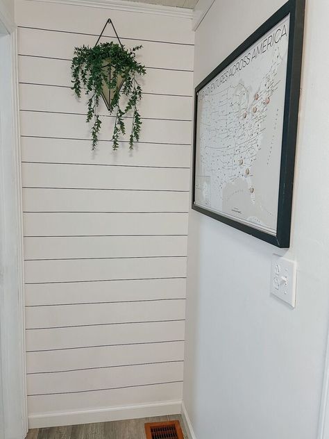 Today I am sharing another review. It's a faux shiplap.I introduce to you... WASHI TAPE SHIPLAP! Okay first I will tell you I THOUGHT this concept was popular however, was soo shocked to find out that it wasn't and instead was dishing out a new hack to many people.Remember, it's called FAUX Shiplap. Meaning it's fake, it mimics the look of shiplap however clearly is not. Think of it as a way to accent your wall to mimic the look but to not get the actual depth of it on your wall. and… Washi Tape Wall Decor, Washi Tape Wall, Art Gold Leaf, Wall Art Gold Leaf, Diy Fails, Shiplap Wall Diy, Tape Wall, Texture Wall Art, Diy Hack