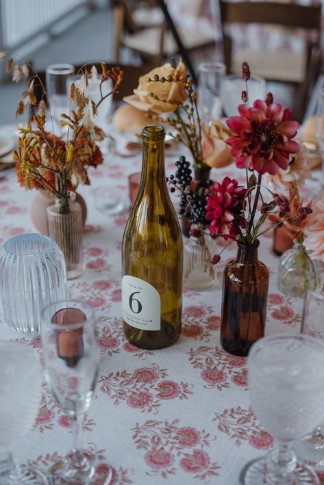 Dahlias and toffee roses, autumnal florals at Water Witch Club in Atlantic Highlands, New Jersey. Photo by Lauren Carly Photo. Florals by Daybreak Flowers. Linen by Nuage Designs, Berry Mirabel Toffee Roses, Water Witch, Autumn Wedding, Wedding Florals, Vow Renewal, Bud Vases, Toffee, Dahlia, Fall Wedding