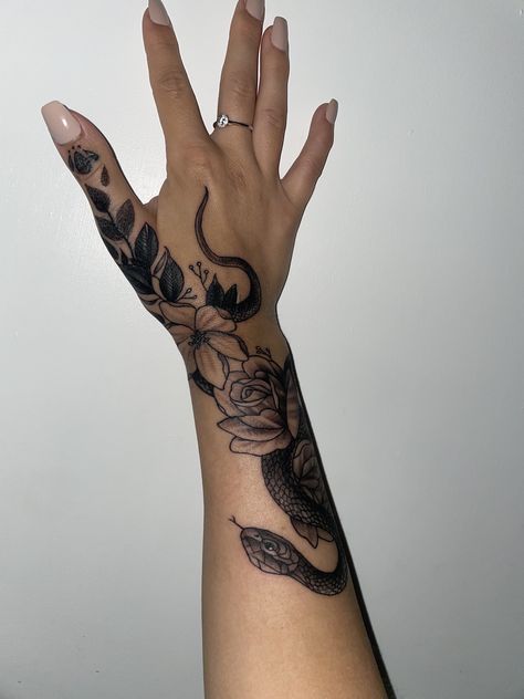 Hand Tattoos That Go Up Arm, Hand Tattoo Snake, Snake Cover Up Tattoos For Women, Snake Tattoos For Women Hand, Back Of The Hand Tattoo, Side Of Hand Cover Up Tattoo, Cover Up Tattoos On Hand, Hand Tattoos Snake, Cover Up Tattoos Hand