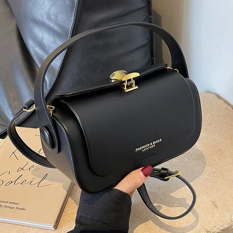 10.5US $ 35% OFF|Classic Black Shoulder Bag Women's Versatile Retro Crossbody Square Bags 2023 New Large Capacity Textured Leather Flap Handbags| |   - AliExpress 51 Number, Black Shoulder Bag, Types Of Bag, Shopper Bag, Classic Flap, Square Bag, Womens Tote, Vintage Leather, Womens Tote Bags