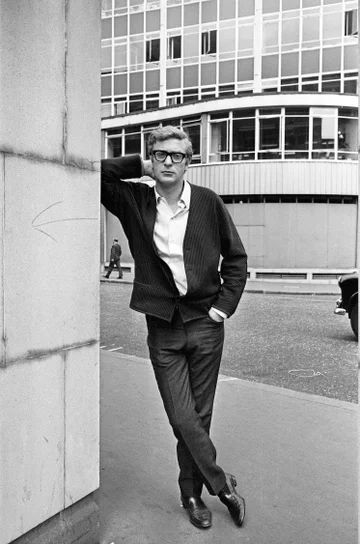 60s Men, Michael Caine, Swinging Sixties, Hollywood Actor, Film Serie, White Photo, Style Icon, Old Hollywood, Movie Stars