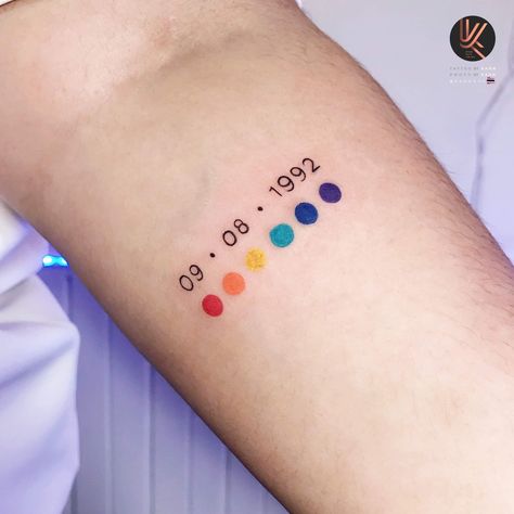 Half Rainbow Tattoo, Small Lgbtq Tattoos, Gender Neutral Tattoos, Minimalist Rainbow Tattoo, Lgbt Tattoo Ideas, Tatuaje Studio Ghibli, Lgbt Tattoo, Minimal Tattoo Designs, Minimal Tattoo Ideas