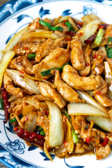 Chicken Stir Fry Spicy, Spicy Chicken Stir Fry Recipes, Chinese Veggies, Chicken Stir Fry Recipes, Chicken Breast Stir Fry, Fried Chicken Breast Recipe, Stir Fry Chicken, Five Spice Chicken, Stir Fry Recipes Chicken