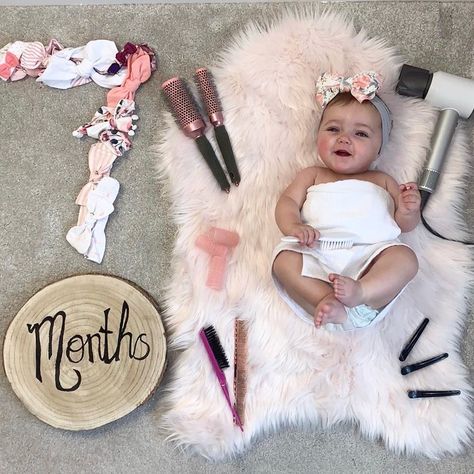 7 Month Milestone Picture Ideas, Monthly Baby Girl Shoot, 7 Month Picture Ideas, 7month Photoshoot Ideas, 7months Baby Photography, 6 Months Old Photoshoot, 10 Month Old Baby Photo Ideas, 1 Month Old Baby Photoshoot, Baby 7 Months Photography