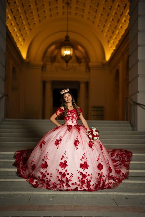 Red And White Quince Dress, Red And Pink Quince, Red Quinceanera Dresses With Gold, Red And White Quinceanera Dresses, Quincera Dresses, Red Quince Dress, Blue Quince Dress, Quince Dances, Dream Quinceanera