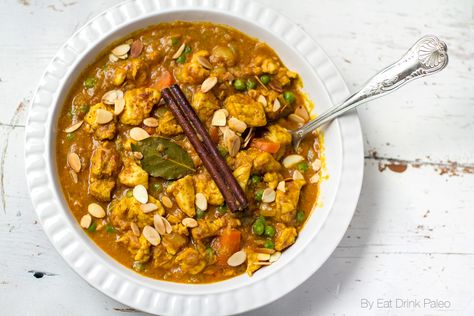 Paleo Curry Recipes, Banana Chicken, Korma Curry Recipes, Paleo Curry, Korma Curry, Banana Curry, Chicken Korma, Vegetable Puree, Paleo Chicken