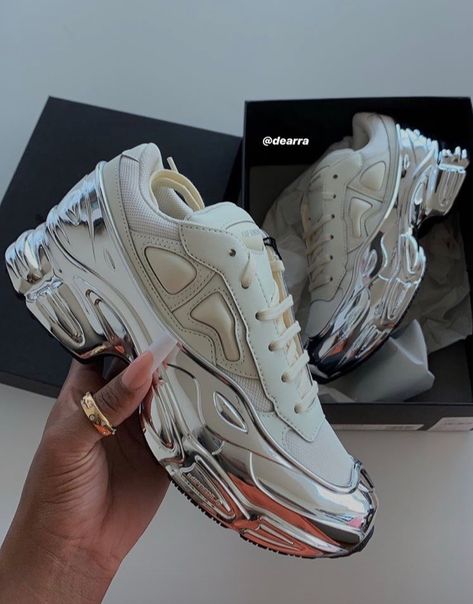 Nike chunky sneakers