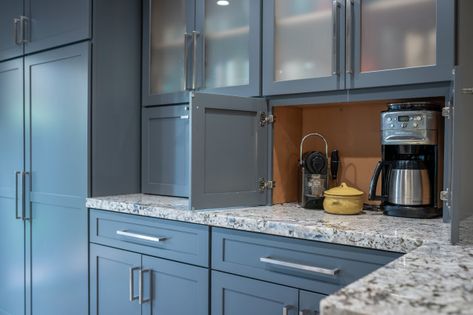 Bel Air Kitchen Remodel - Farmhouse - Kitchen - Miami - by Innovative Design Build, Inc | Houzz Kitchen With Blue Cabinets, Large Kitchen Design, Blue Granite Countertops, Kitchen Pantry Ideas, Blue Kitchen Designs, Remodel Farmhouse, Ideas For Storage, Blue Kitchen Cabinets, Grey Countertops