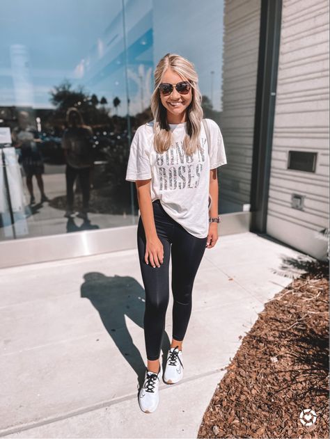 Everyday Athleisure T-shirt With Graphic Print, Graphic Tee Leggings Outfit, White Graphic Tee For Leisure, White Graphic Tee Relaxed Fit, Black Graphic Tee For Everyday Wear, Casual Outfit With Leggings, Black Relaxed Fit Graphic Tee, Graphic Tee And Leggings, Flannel And Leggings