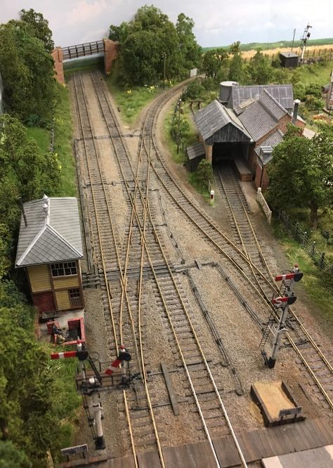 Little Muddle - Layout topics - RMweb Ho Train Layouts, Model Train Table, N Scale Model Trains, Ho Model Trains, Train Model, Model Railway Track Plans, Hobby Trains, Train Table, N Scale Trains