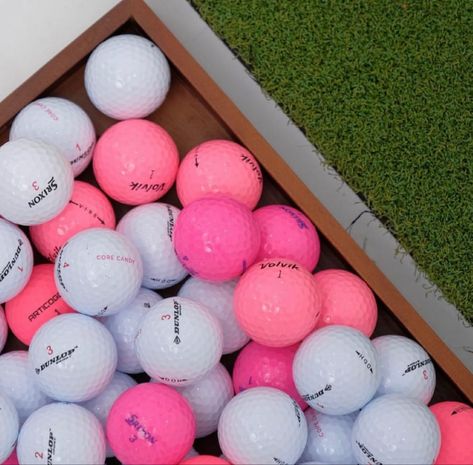 Pink Golf Balls, Girly Golf Aesthetic, Golf Girl Aesthetic, Golf Aesthetics, Golf Fits, Golf Aesthetic, Cute Golf Outfit, Soft Kidcore Aesthetic, Golf Stand Bags