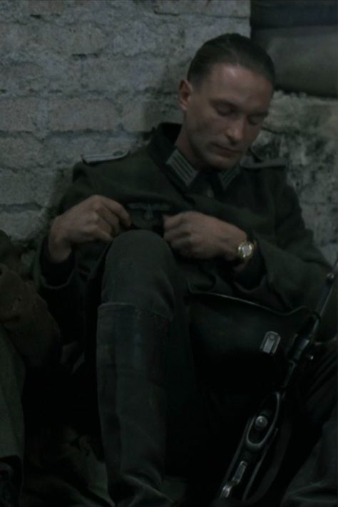 Thomas Kretschmann Stalingrad, Thomas Kretschmann, Not Aesthetic, Kissy Kissy, Be The Boss, 1940s Fashion, Military History, Business Man, Doctor Who