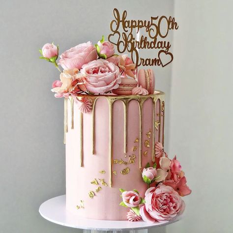 Women Birthday Cakes Beautiful, Rose Drip Cake, Pink 60th Birthday Cake, Rose Gold 80th Birthday Cake, Pink Cake With Gold Drip, Rose Gold Cake Decorations, 5oth Birthday Cake For Women, Rose Cakes Birthday, Drip Cake Mujer