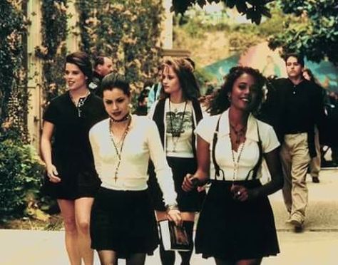 22 years ago today,(May 3,1996),The Craft was released! Excellent film & soundtrack. Movie Fashion Outfits, Nancy Downs, The Craft 1996, The Craft Movie, 90s Girl, Mazzy Star, Movie Fashion, The Villain, Scary Movies