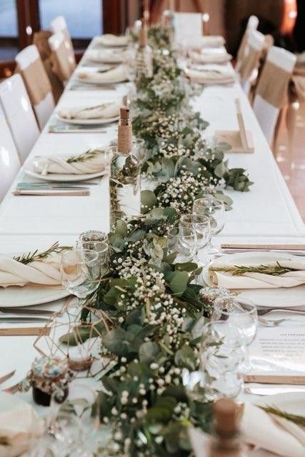 Greenery Wedding Centerpieces, Rustic Wedding Decorations, Outdoor Dinner, Bridal Musings, Wedding Centerpieces Diy, England Wedding, French Wedding, Long Table, Wedding Table Settings