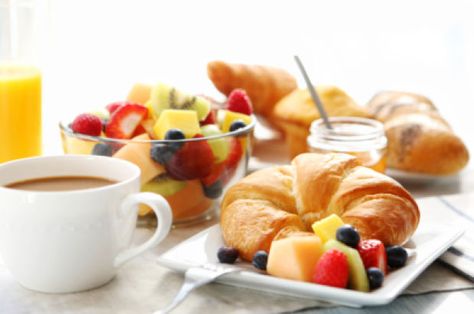 classic continental breakfast - Google Search Continental Breakfast Menu, European Breakfast, Honey Cafe, Breakfast Catering, Light Breakfast, Hotel Breakfast, Homemade Breakfast, Breakfast Menu, Continental Breakfast