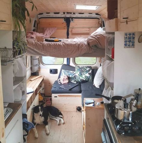 Small Camper, Bus Living, Kombi Home, Van Conversion Interior, Lake Food Ideas Summer, Campervan Life, Food Ideas Summer, Build A Camper Van, Lake Food Ideas