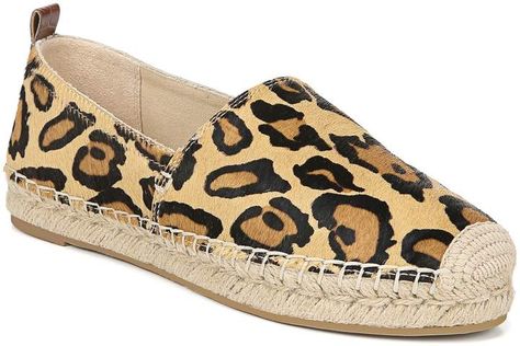 Flats Online, Slip On Espadrilles, Shoes Spring, Beach Chic, Loafers Shoes, Summer Chic, Kinds Of Shoes, Flat Espadrilles, Calf Hair