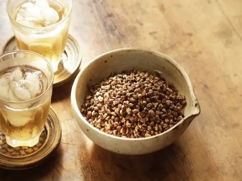 Barley Tea (Recipe, FAQs, Health Info, and where to buy it?) Barley Tea, Kinds Of Tea, Type Of Tea, Barley Grain, Caffeine Free Tea, Tea Recipe, Types Of Tea, Caffeine Free, Health Info