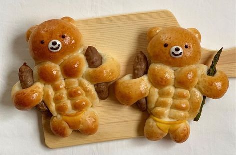 Buff Bodybuilding Bears Made Out of Bread Buff Bread, Japanese Baking, Cute Snacks, Kawaii Food, Cute Desserts, Food Humor, Cafe Food, Interesting Food Recipes, Pretty Food