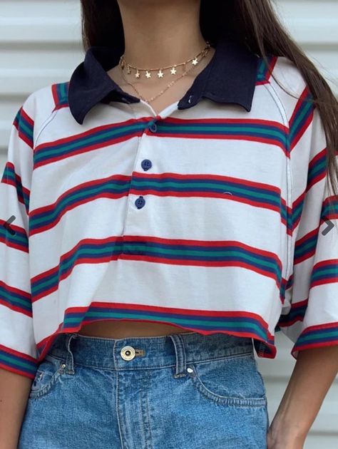 Croptop Polo Outfit, Polo Crop Top Outfit, Polo Outfit Women's, 80s Summer Outfits, Polo Shirt Outfit Women's, Polo Shirt Outfits, Polo Outfit, Street Beat, Laundry Guide