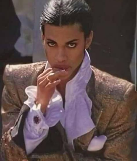 Princes Fashion, Prince Musician, Prince Images, Prince Tribute, The Artist Prince, Pictures Of Prince, Rip Prince, Prince Art, Prince Purple Rain