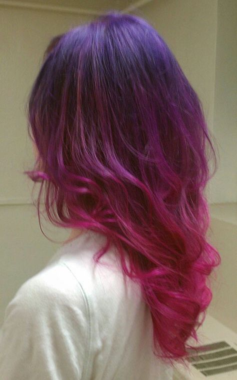 Ombre purple to pink Pink Ombre Hair, Purple Ombre Hair, Hair Color Crazy, Wacky Hair, Hair Idea, Pixie Hair, Funky Hairstyles, Work Hairstyles, Hair Life