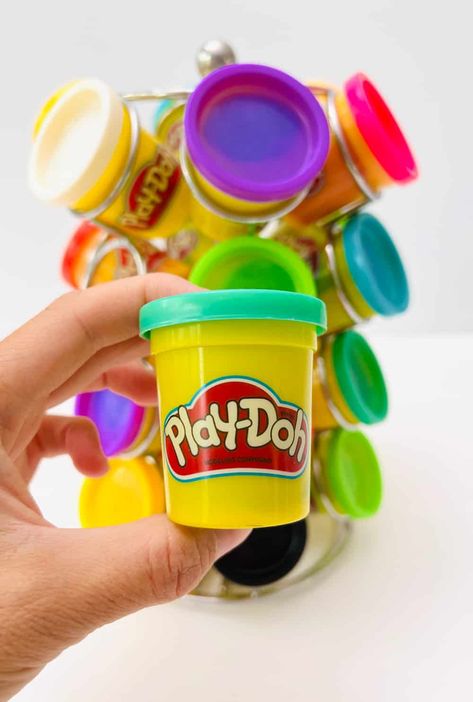 This Genius Playdough Holder Is a Creative Hack To Store Playdough How To Store Playdough, Storing Playdough, Play Dough Organization, Play Dough Storage Ideas, Playdoh Organization Storage, Playdough Organization, Playdough Storage Ideas, Play Doh Organization, Play Doh Storage Ideas