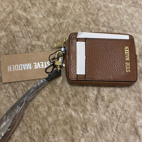 Steven madden - wristlet wallet Steve Madden Wallet, Steve Madden Handbags, Wallet Wristlet, Wristlet Wallet, Steve Madden, Wallet, Collage, Brand New, Like Button