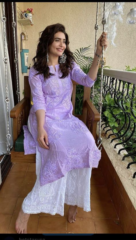 Lilac Colour Dress, Lavender Colour Dress, White Plazo, Purple Color Dress, Dress Designing Ideas, डिजाइनर कपड़े, Lavender Colour, Western Dresses For Women, Lilac Colour