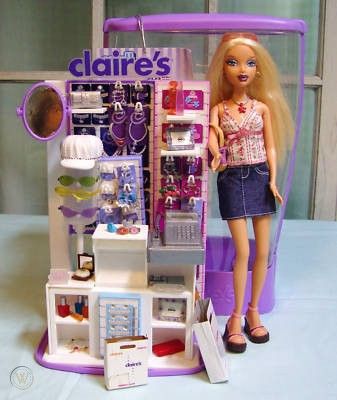 Barbie My Scene Claires Mall Maniacs Jewelry Set | #127075960 Barbie Display, My Scene Barbie, Barbie Playsets, Barbie Funny, Barbie Doll Set, My Scene, Barbie Sets, Barbie Diorama, Barbie Doll Accessories