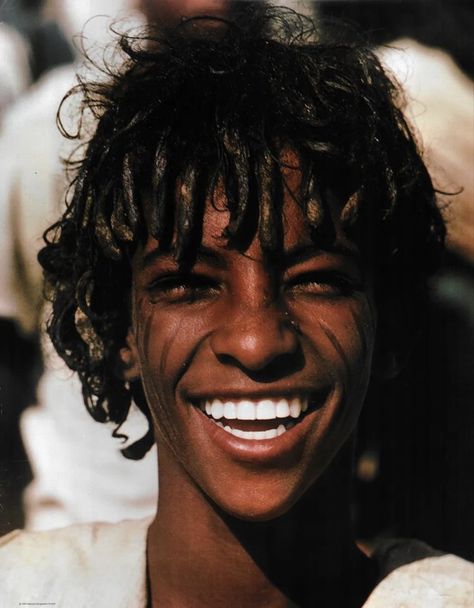 Ethiopia People, Ethiopia Travel, History Of Ethiopia, Ethiopian People, Deep Photos, Michael Jordan Chicago Bulls, Perfect Teeth, Tourism Poster, Black Photography