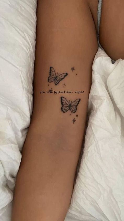 Cute First Tattoo Ideas Unique, Resilience Butterfly Tattoo, Best First Tattoo Ideas For Women, Arm Tats For Women, Small Arm Tattoos For Women, Tattoo Ideas Butterfly, First Tattoo Ideas, Butterfly Tattoos On Arm, Romantic Tattoo