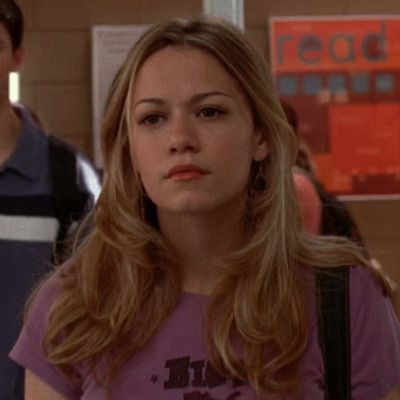 Haley One Tree Hill Hair, Haley James Hair, Hayley James Scott Hair, Bethany Joy Lenz Hair, Haley James Scott Hair, Nails Jewellery, 2023 Energy, Haley James, Haley James Scott