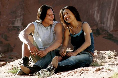 Actress Julia Jones with Actor Eddie Spears from the movie Black Cloud. Native American Celebrities Eddie Spears, Native American Actress, Michael Greyeyes, Julia Jones, Native American Actors, Native American Images, Native American Men, Movie Black, Indigenous Americans