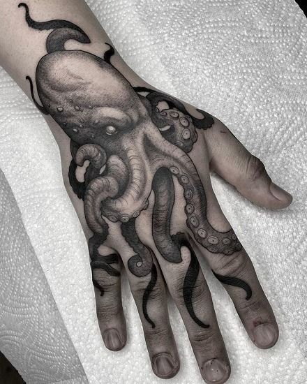 Oceanic Odes: 60 Kraken Tattoos and the Stories They Tell — InkMatch Kraken Tattoos, Kraken Tattoo, Monster Tattoo, Scale Tattoo, Sea Tattoo, The Kraken, Just Ink, Leagues Under The Sea, Large Tattoos