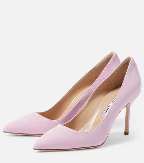 Pink Manolo Blahnik Shoes, Manolo Blahnik Maysale, Blahnik Shoes, Manolo Blahnik Shoes, Pink Pumps, Suede Pumps, High Jewelry, High Heel Pumps, Shoe Box