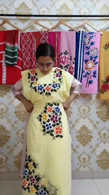 Paint Suit Design For Women, Lehenga Latest, Fabric Colour Painting, India Punjab, Painting Colour, Saree Painting Designs, Circle Mehndi, Beautiful Butterfly Pictures, Painted Clothes Diy