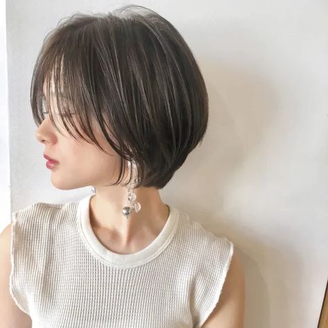 Trendy short tapered bob haircut 2023: The best styles to copy at any age Hair Catalog, Asian Short Hair, Hair Inspiration Short, Shot Hair Styles, Girl Haircuts, Short Bob Haircuts, Penteado Cabelo Curto, Hair Images, Short Hair Haircuts