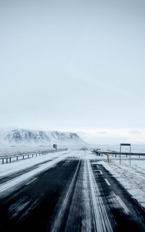 #road #snow #winter #Nature. Read more: https://wallpapershd.info/wallpaper-road-snow-winter-1584300363.html Check more at https://wallpapershd.info/wallpaper-road-snow-winter-1584300363.html Weather Iphone Wallpaper, Winter Wallpaper Hd, Galaxy S8 Wallpaper, Wallpaper Snow, Road Wallpaper, Weather Wallpaper, Snow Weather, S8 Wallpaper, Winter Iphone