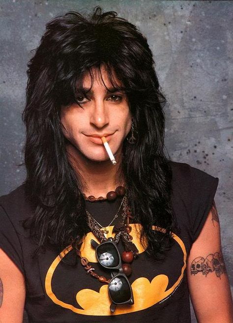 Kelly Nickels of L A Guns Kelly Nickels 80s, Nikki Sixx 80s, Metal Hairstyles, Hairstyles Glam, 80s Rock Hair, Glam Rock Makeup, Kelly Nickels, Kelly Nichols, 80s Hair Metal