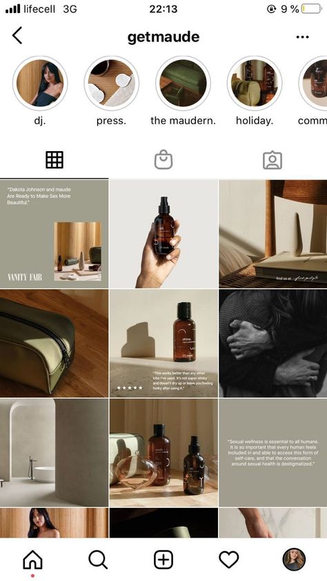 Instagram Grid Design, Instagram Feed Tips, Instagram Design Layout, Visuell Identitet, Instagram Branding Design, Instagram Feed Planner, Instagram Feed Layout, Desain Quilling, Cosmetic Packaging Design